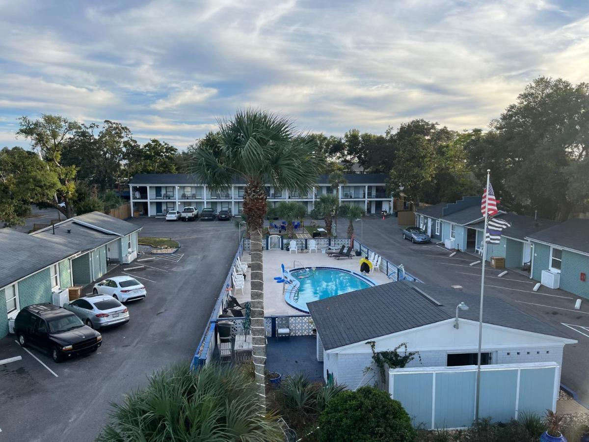 Gulf Coast Inn กัลฟ์บรีซ ภายนอก รูปภาพ
